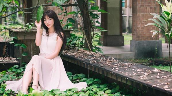 成都高端商务伴游咨询师士紫依 成都高端商务伴游咨询师士紫依