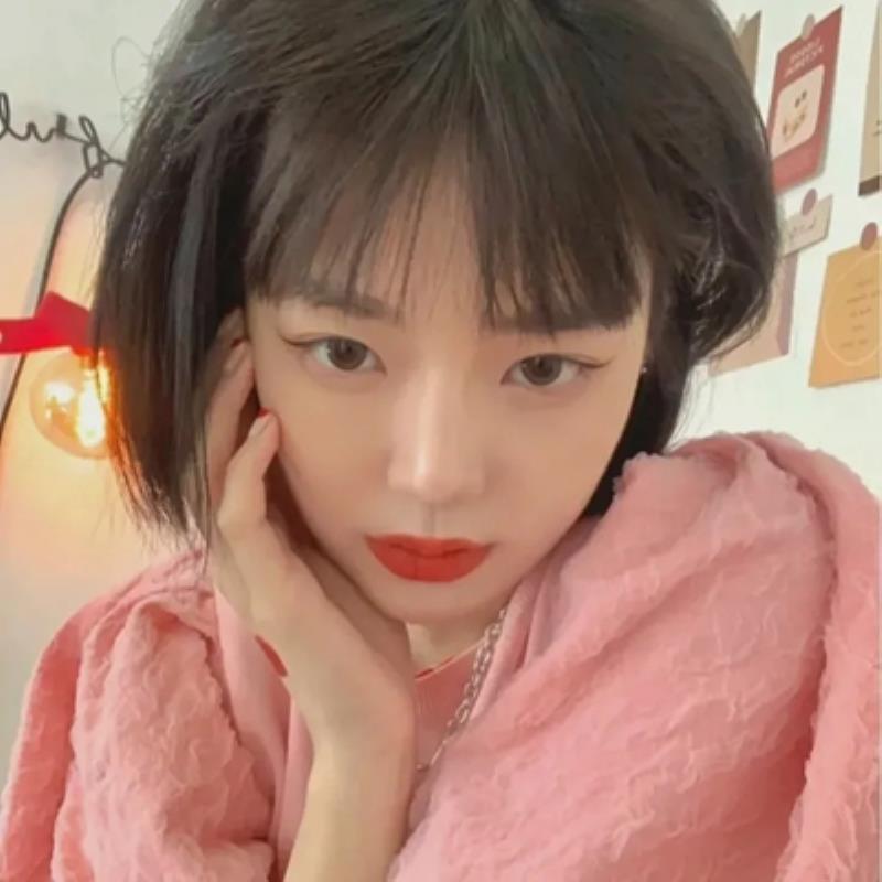 成都陪游女孩金融师仲孙雅可