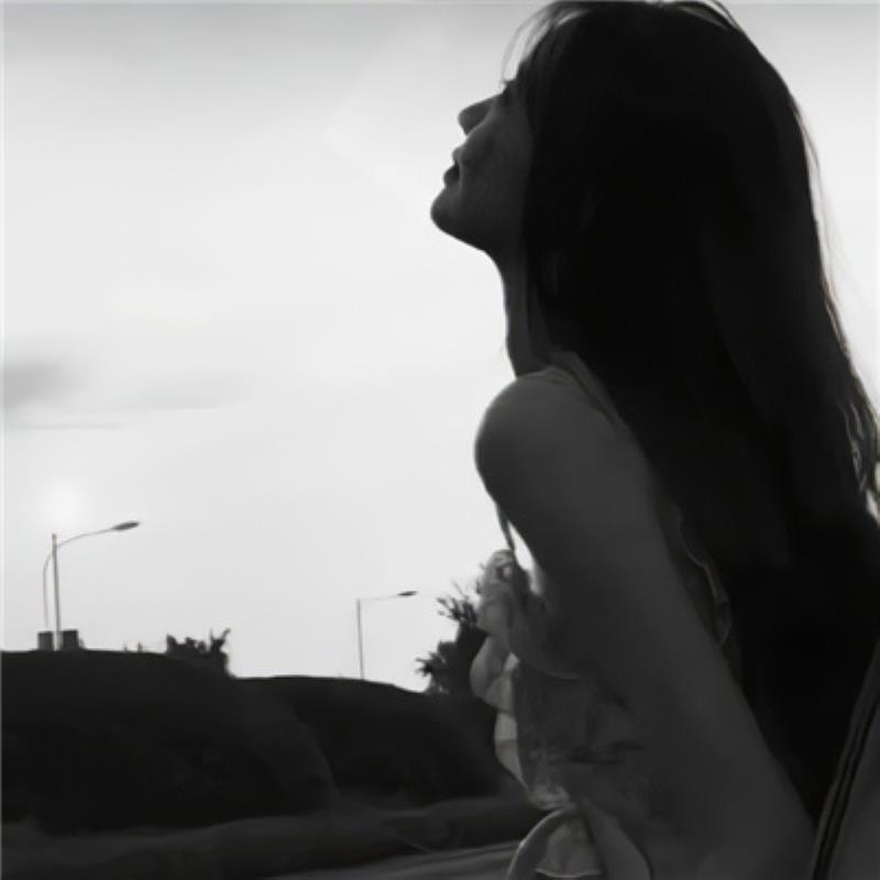 成都陪游女孩设计师扈媪