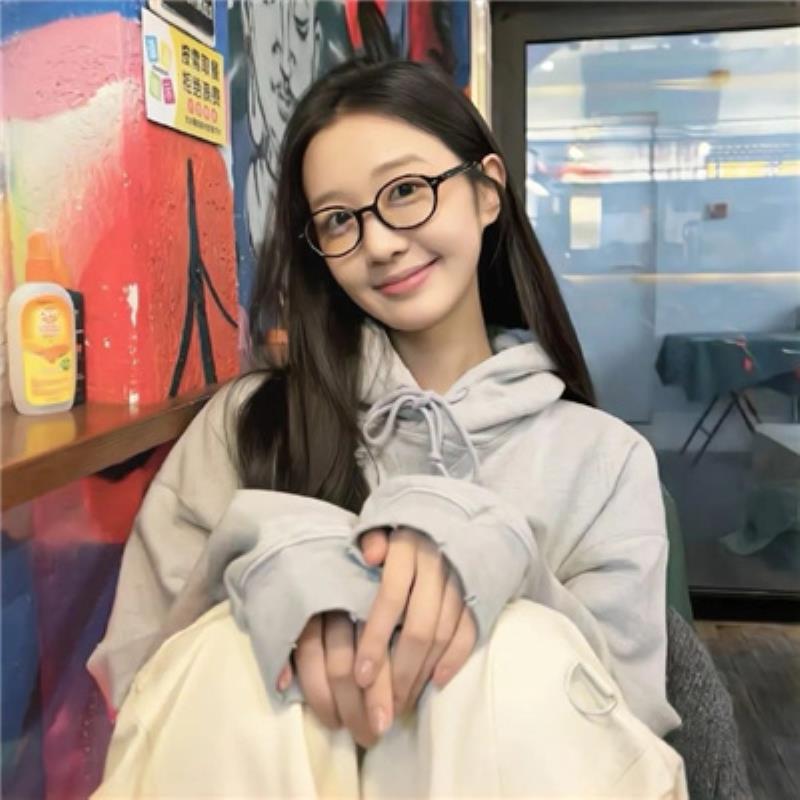 成都女伴游大长腿空姐伊怡琦