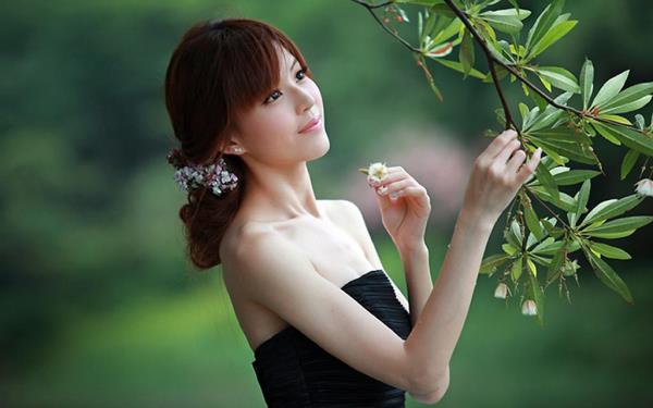 东莞导游调酒师黄阳桂 东莞导游调酒师黄阳桂