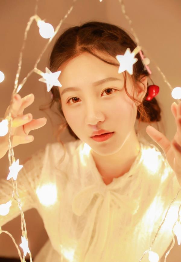 东莞旅游约伴花店BOSS钟离半双 东莞旅游约伴花店BOSS钟离半双