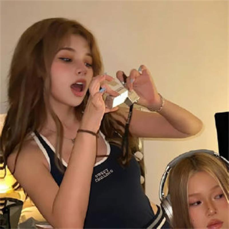 广州陪玩妹子图书管理员和锘颖