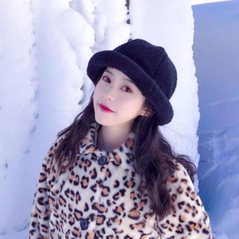 桂林伴游交友推销员龚罕雪