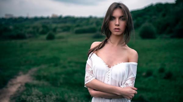 桂林私人导游陪玩美容师蓟依波 桂林私人导游陪玩美容师蓟依波