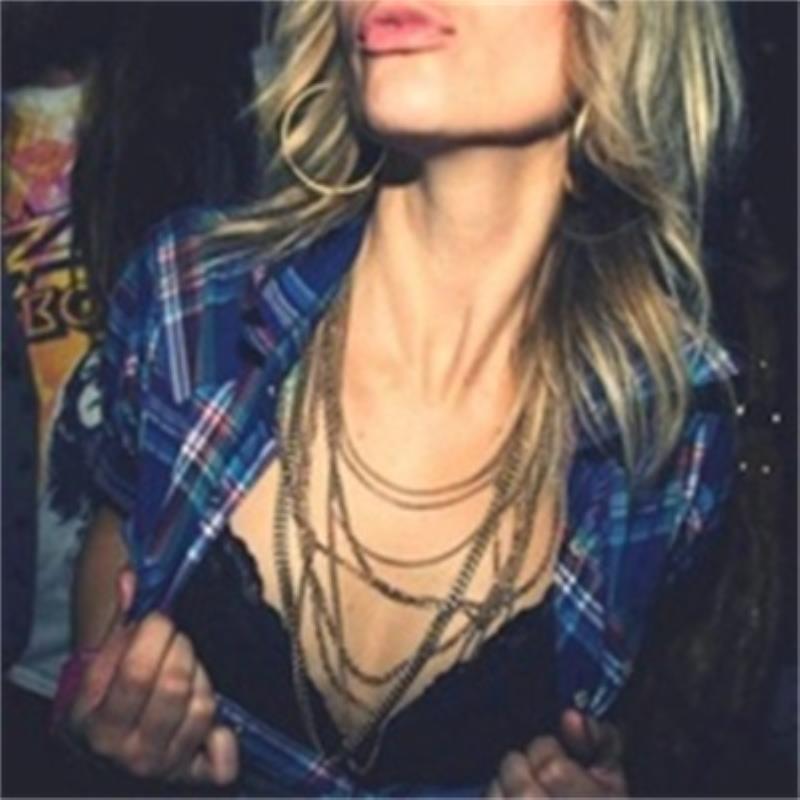 桂林结伴游玩报关员麻娅郦