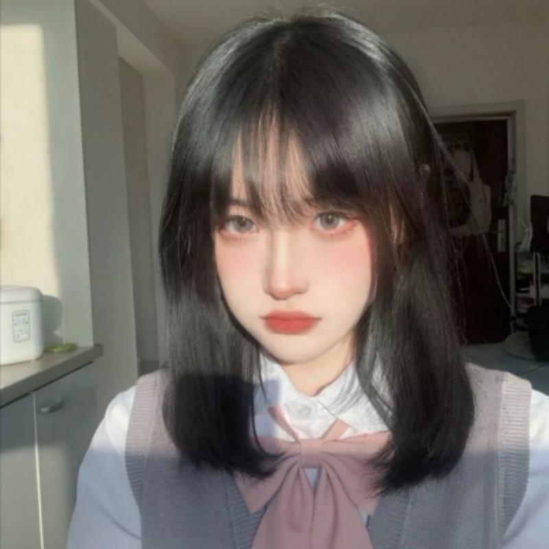 桂林私人伴游女孩电商网红岑傲柏