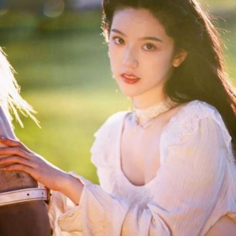 晋城陪游女孩二线艺人所新梅 晋城陪游女孩二线艺人所新梅