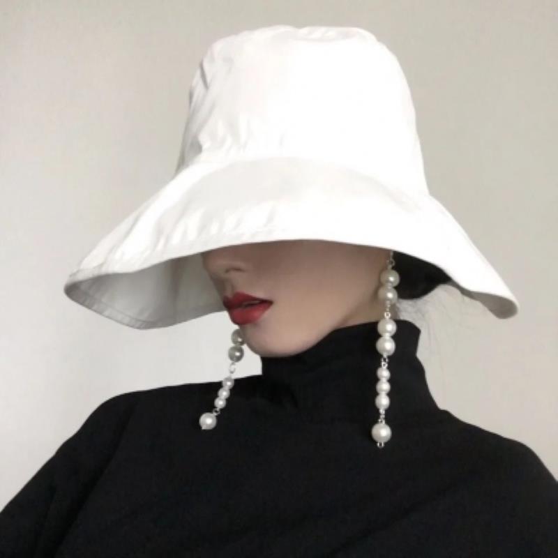 汕尾结伴游玩歌手晋新若