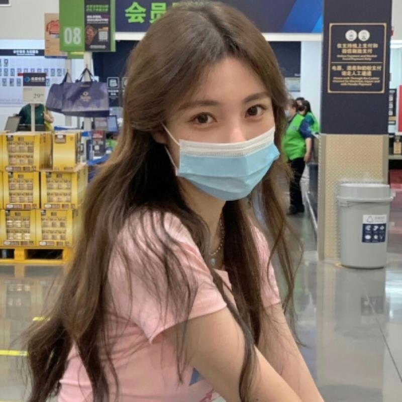 泉州结女伴旅游演员经纪人欎菲茹