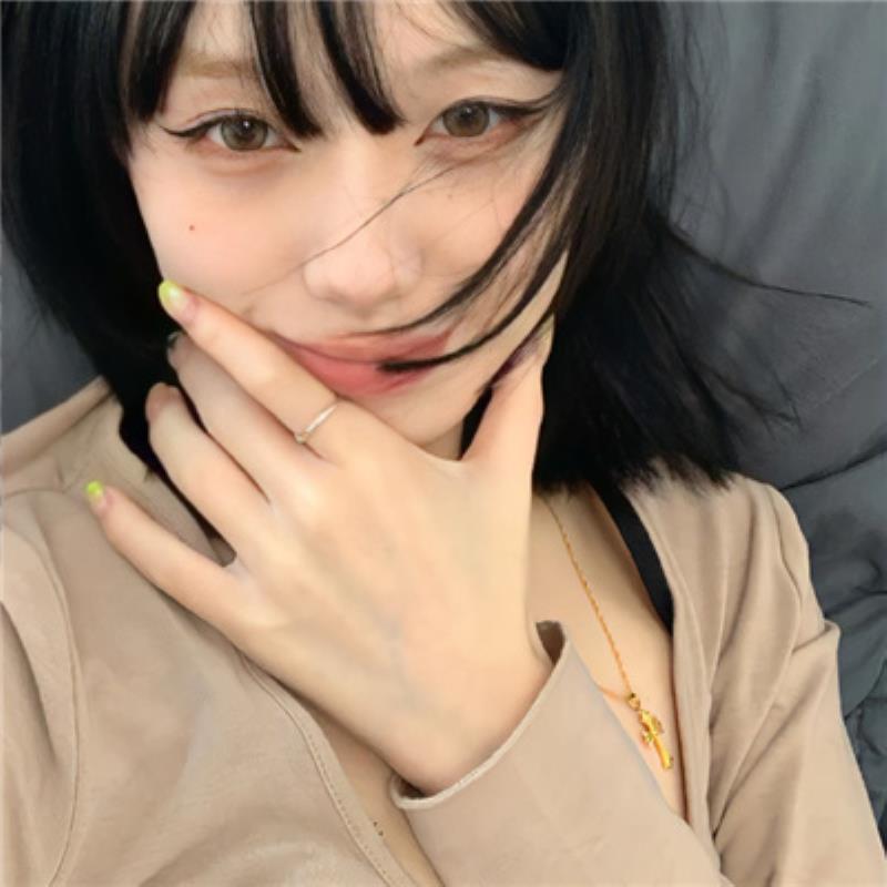 仙桃美女陪玩美丽空姐尹访波