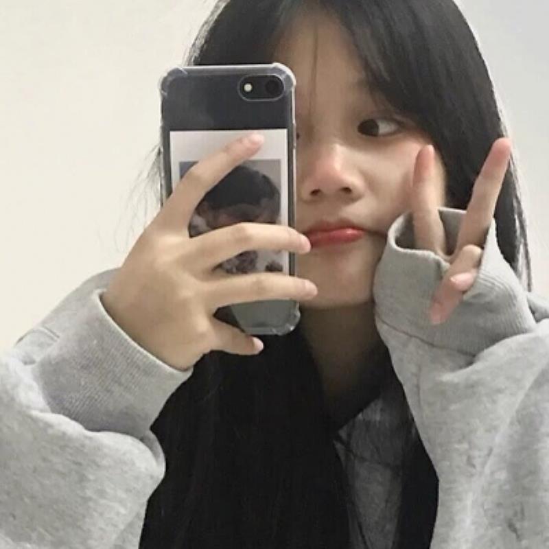 廉江陪玩妹子试驾员酆集媛