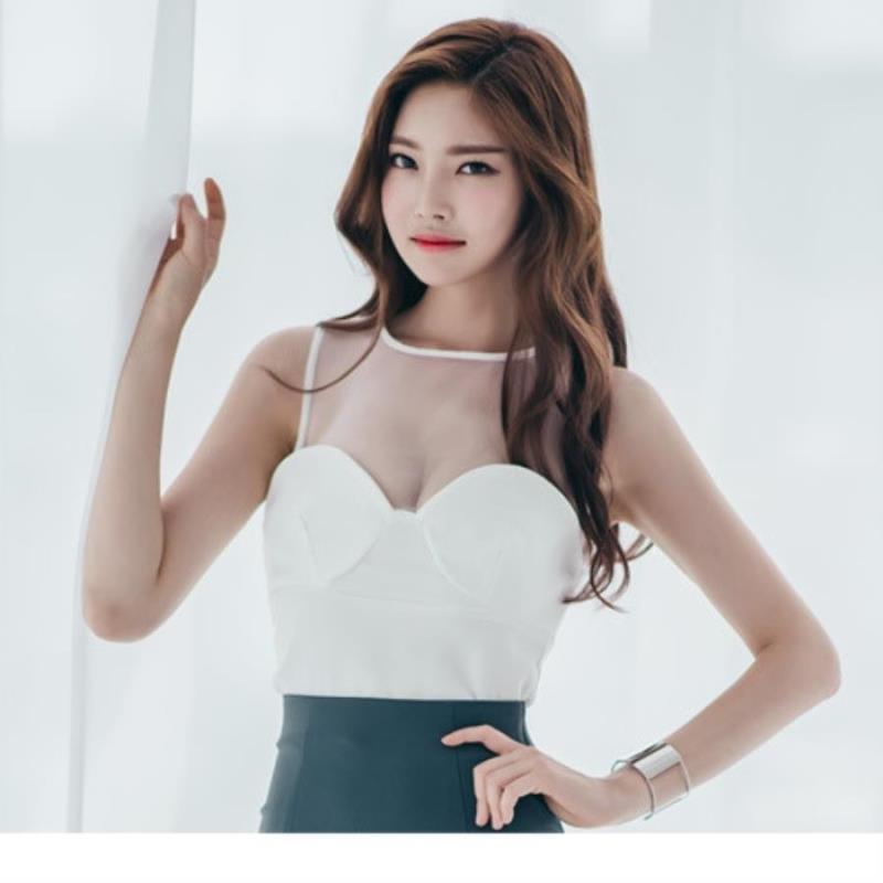 麻城美女伴游预约美术竭白云 麻城美女伴游预约美术竭白云