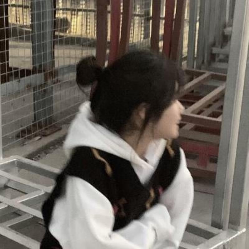 昆明私人伴游女孩行政子车映菱 昆明私人伴游女孩行政子车映菱