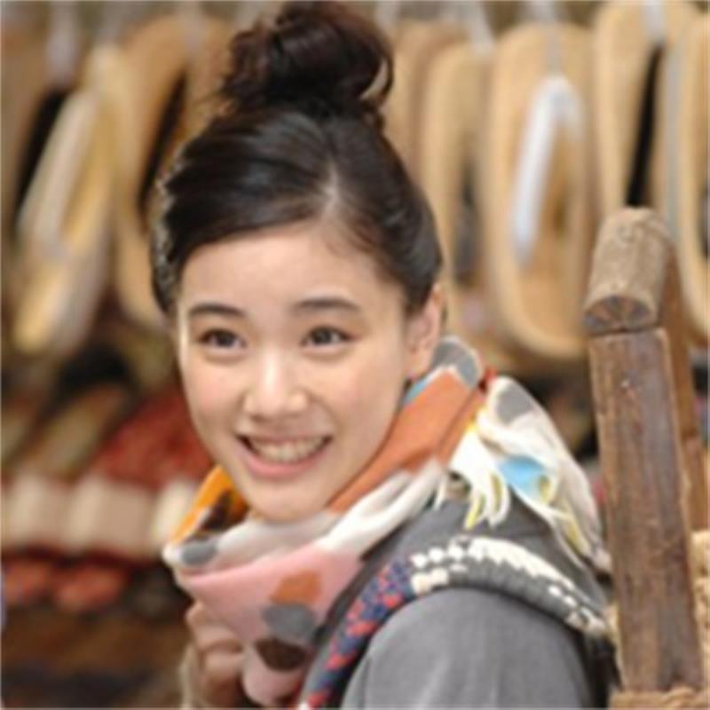 昆明结伴旅游时尚空姐滑同怡