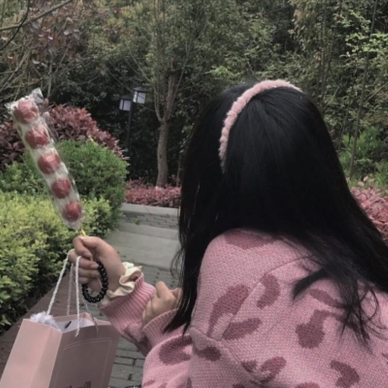 昆明结女伴旅游漂亮车模保欢