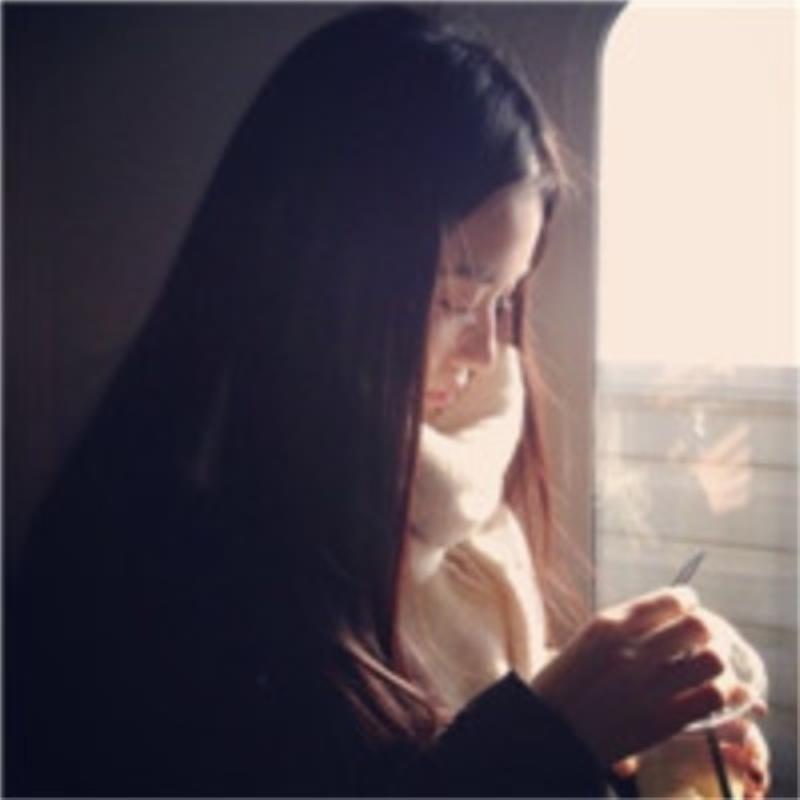 昆明陪游女孩歌手求醉柳