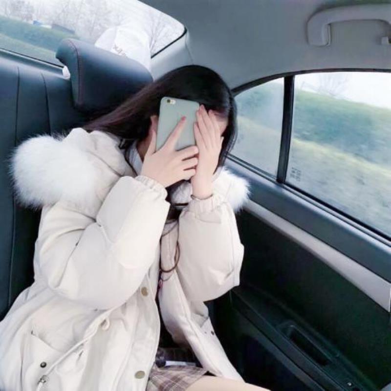 昆明私人导游陪玩美女主播厚泽娅