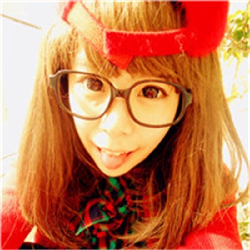 昆明陪游女孩在读大专生波圆燕