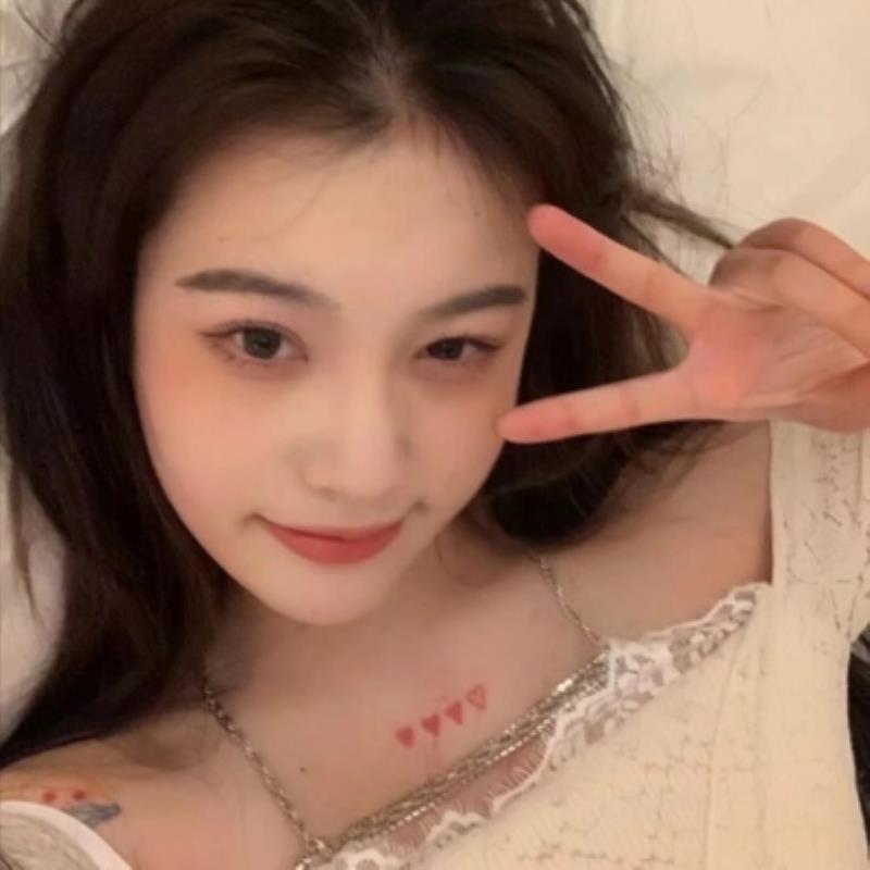 昆明商务伴游网红车模捷寒梅