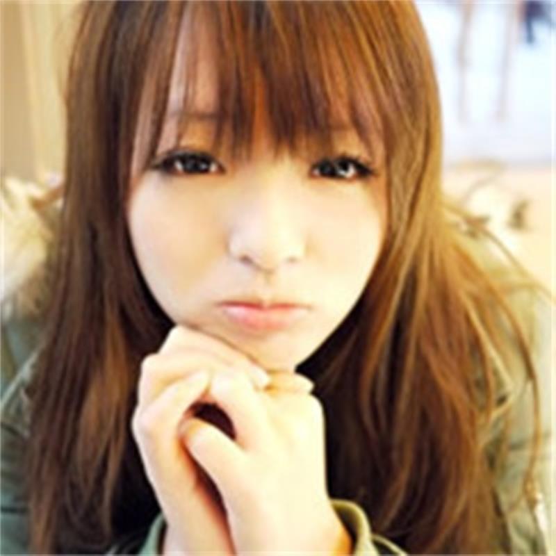 昆明陪游女孩车模辉雅美