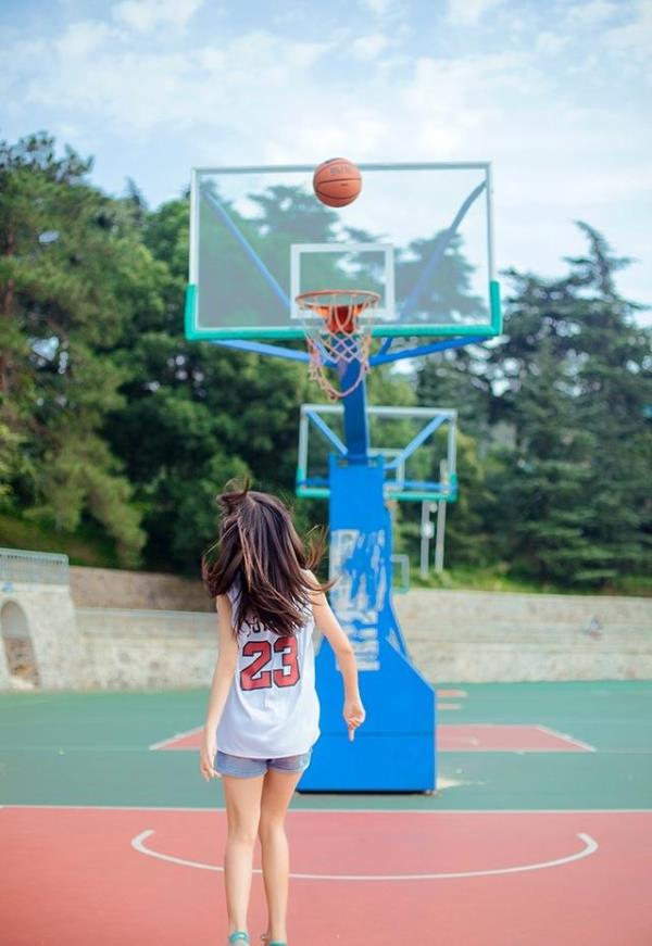 枣庄美女伴游预约乘务空姐雍黛元 枣庄美女伴游预约乘务空姐雍黛元