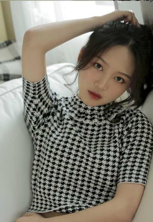 南京私人伴游表演模特逯怀薇 南京私人伴游表演模特逯怀薇