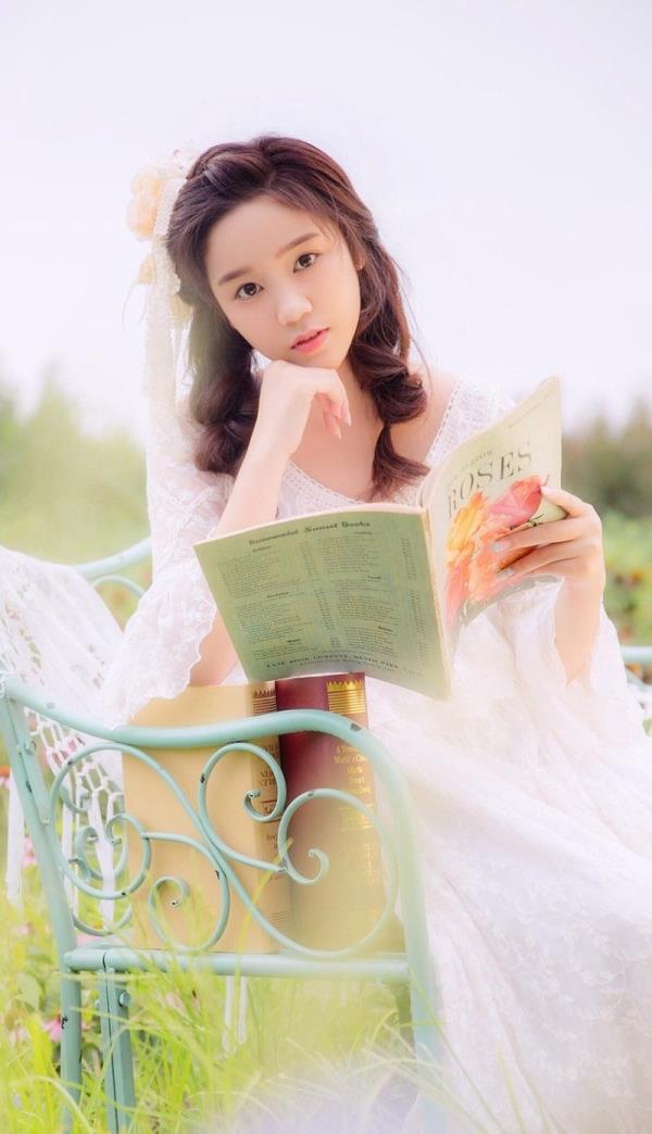 天津陪玩车模网红苦玉如 天津陪玩车模网红苦玉如