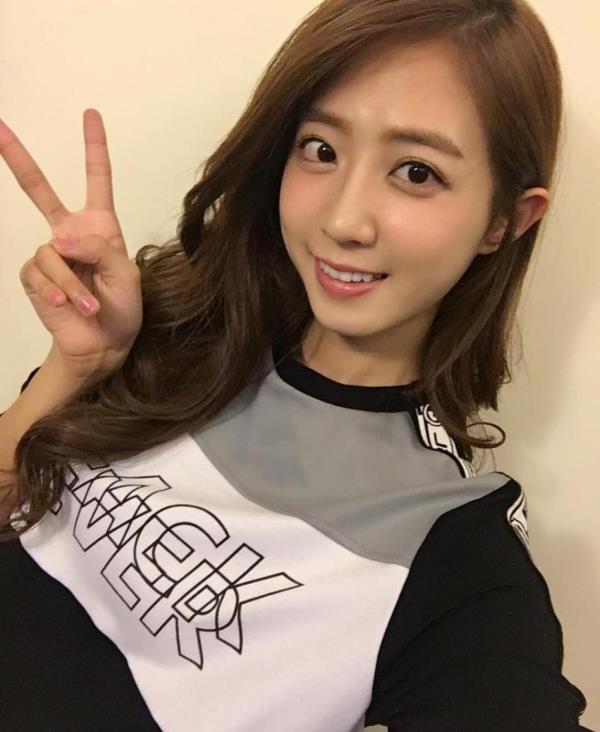 拉萨伴游带货网红匡访波 拉萨伴游带货网红匡访波