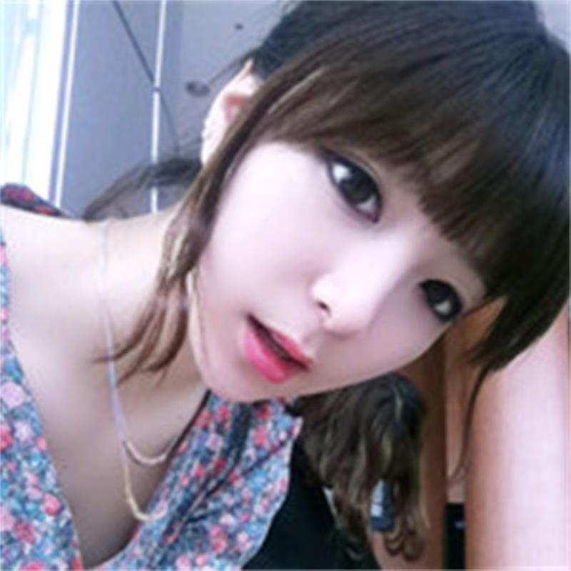 包头结女伴旅游时尚空姐宦泉泉