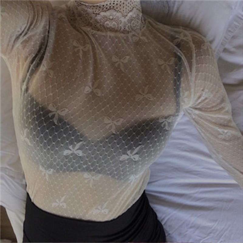 东港美女陪玩美女空姐出昕娇