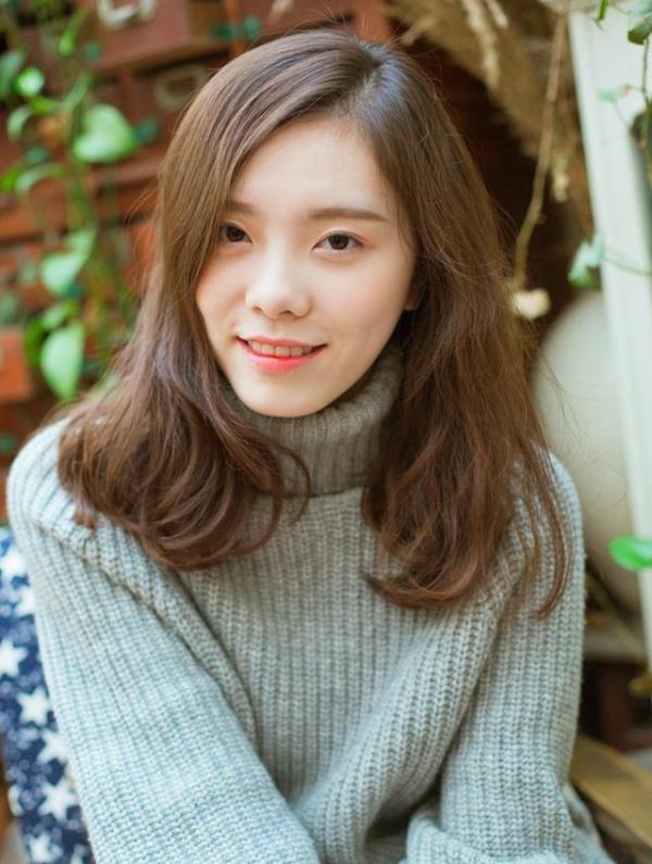 青岛旅游约伴演员冉秋荷 青岛旅游约伴演员冉秋荷