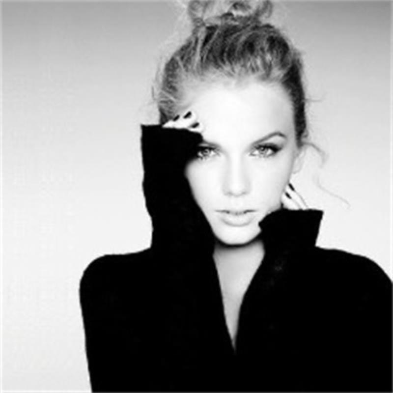 青岛同城陪游陪玩美工寿悦雨