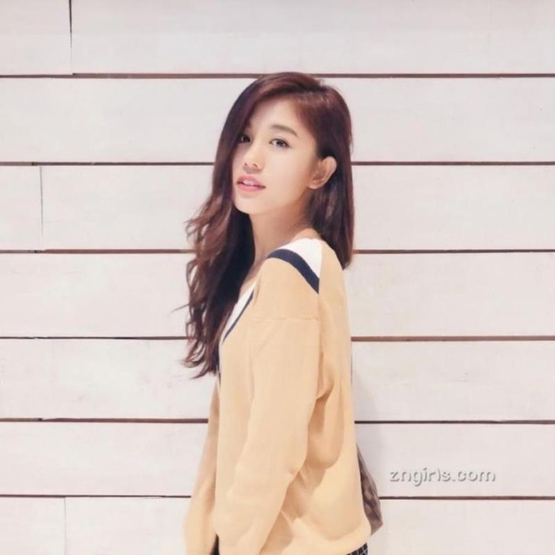 青岛陪游女孩质检员仵婧琦