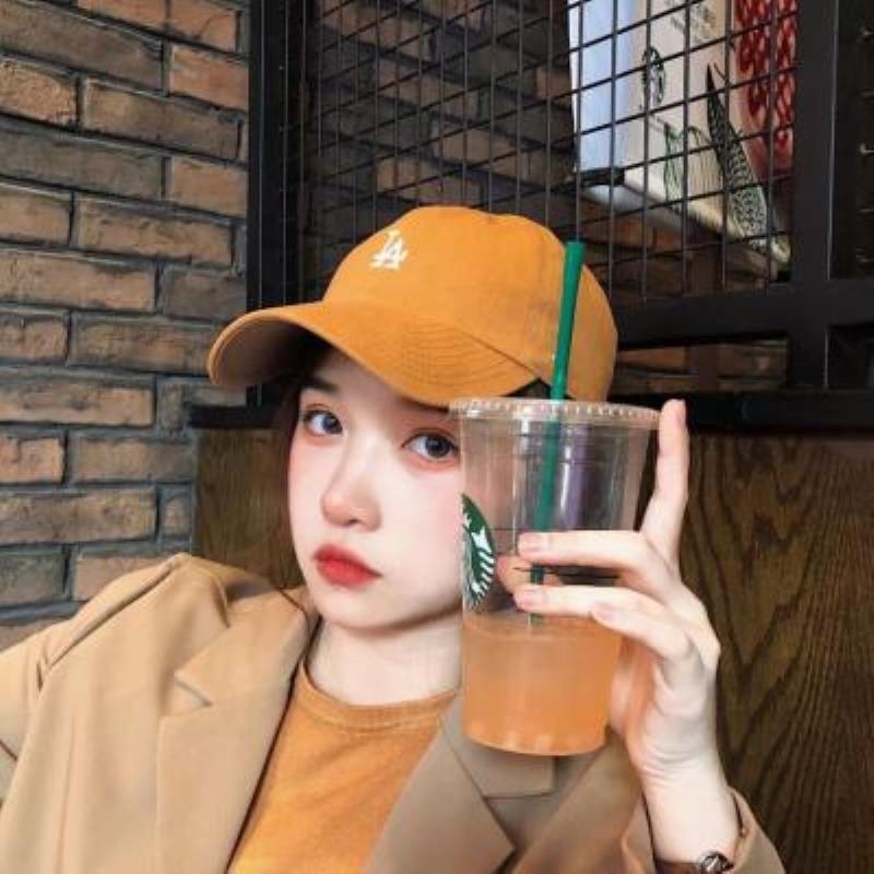 青岛美女陪玩上班族佟思旋