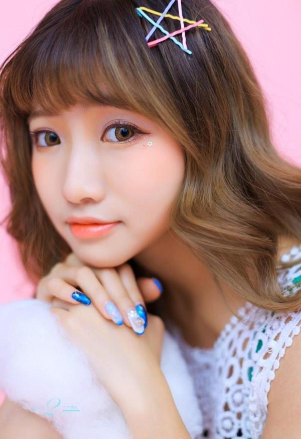 青岛结伴游玩歌手支雅娇 青岛结伴游玩歌手支雅娇