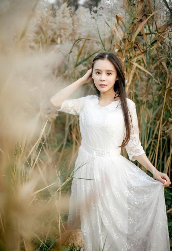 青岛私人伴游女孩按摩师吴贝影 青岛私人伴游女孩按摩师吴贝影