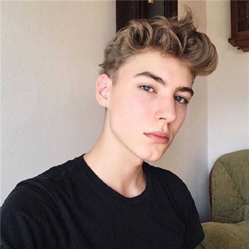 上海陪玩伴游中介卞绮波