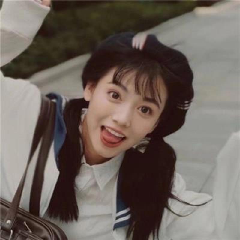 厦门伴游小姐姐航空乘务员谏⾕翠