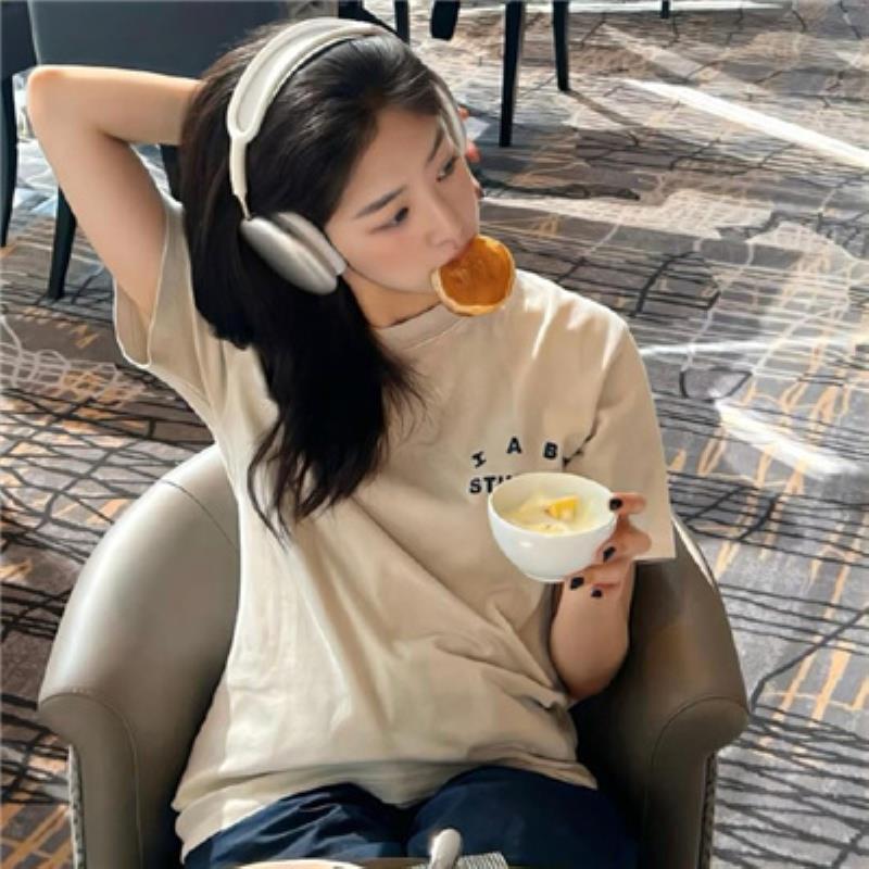 上海导游四线艺人圣芳芳 上海导游四线艺人圣芳芳