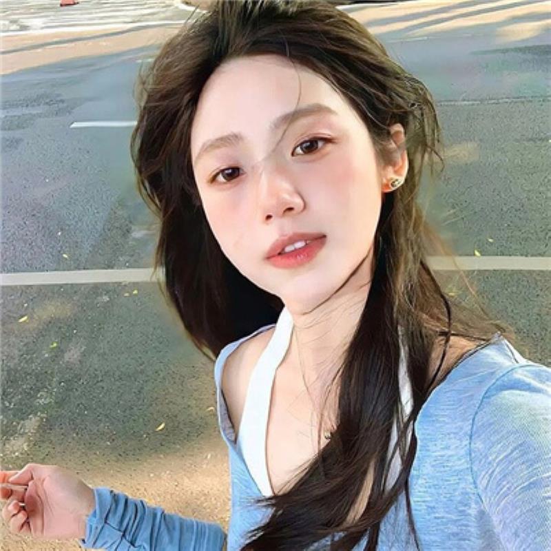 上海商务伴游推销员冯倩凝