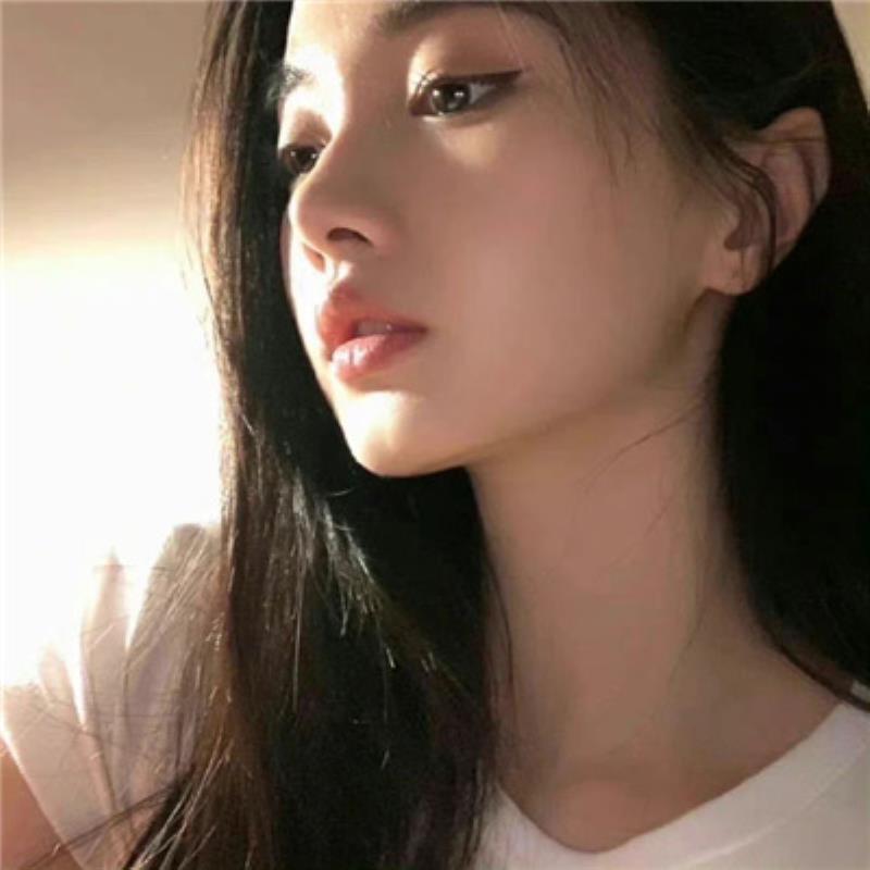 上海女伴游双睛皮空姐庞熊焰文