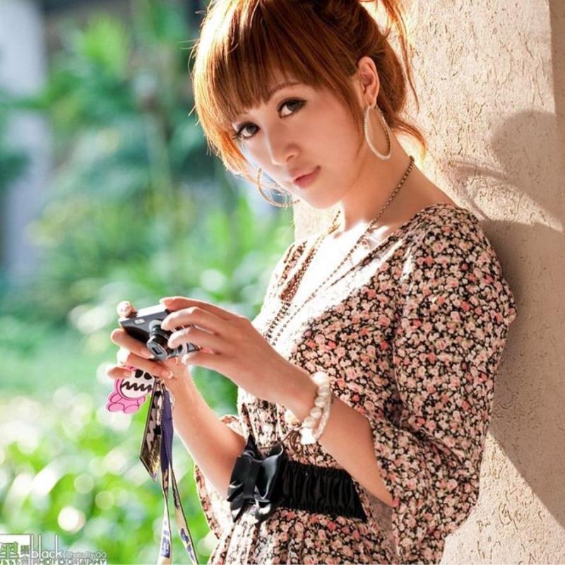 上海私人伴游女孩演出经纪人沐寒荷