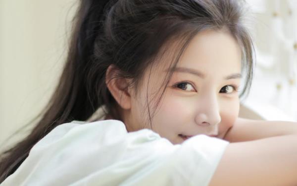 上海陪玩美女调酒员殷凝雨 上海陪玩美女调酒员殷凝雨