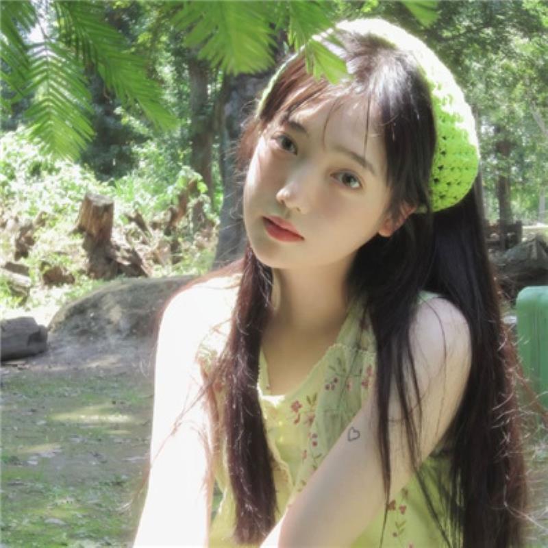 上海美女陪玩时尚网红辉娅