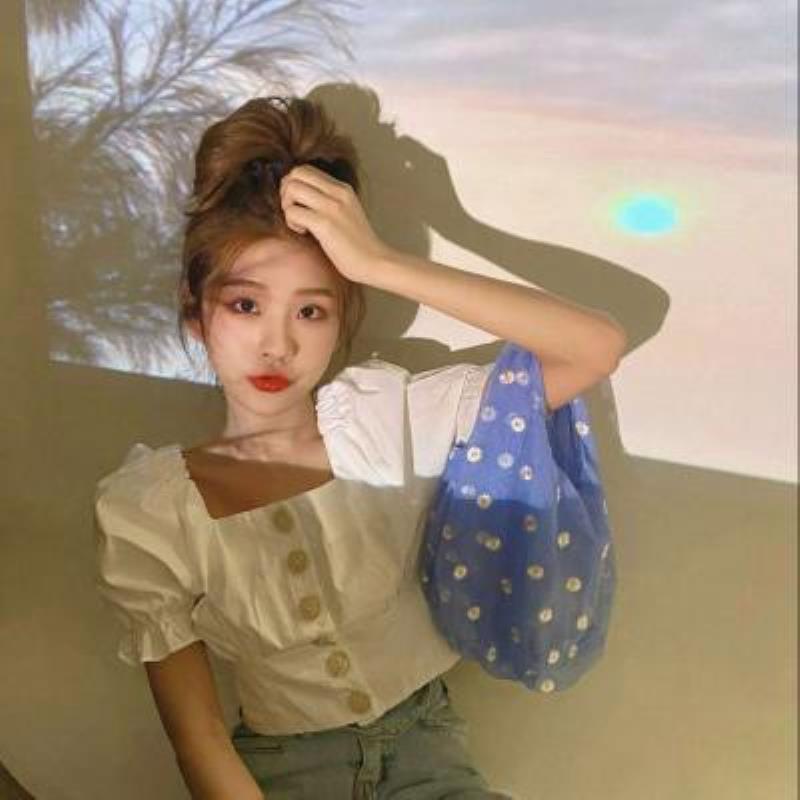 沈阳结女伴旅游试穿员凤怡媚