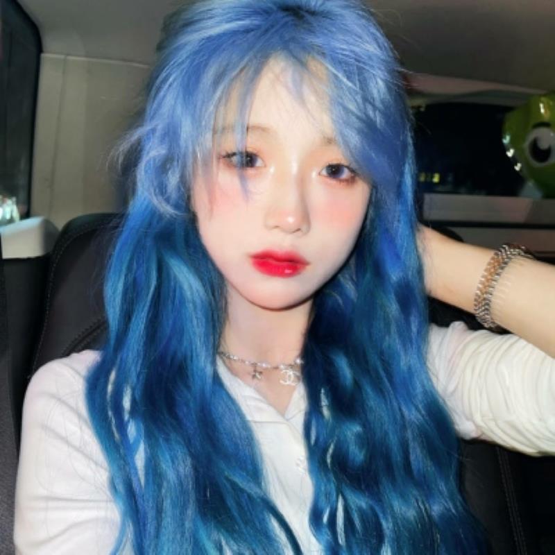 沈阳女伴游金融师曲香馨