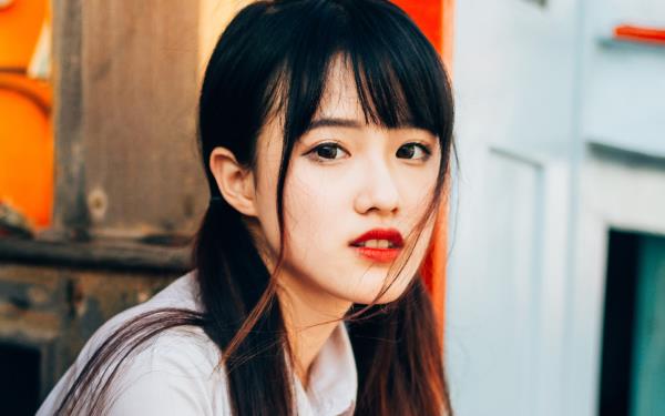 深圳陪游女孩主播勾涵甜