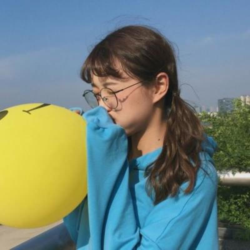 苏洲商务旅游网红车模衡又琴 苏洲商务旅游网红车模衡又琴