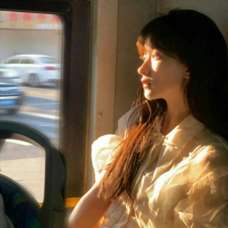 苏洲陪游女孩群演第五玲瑕